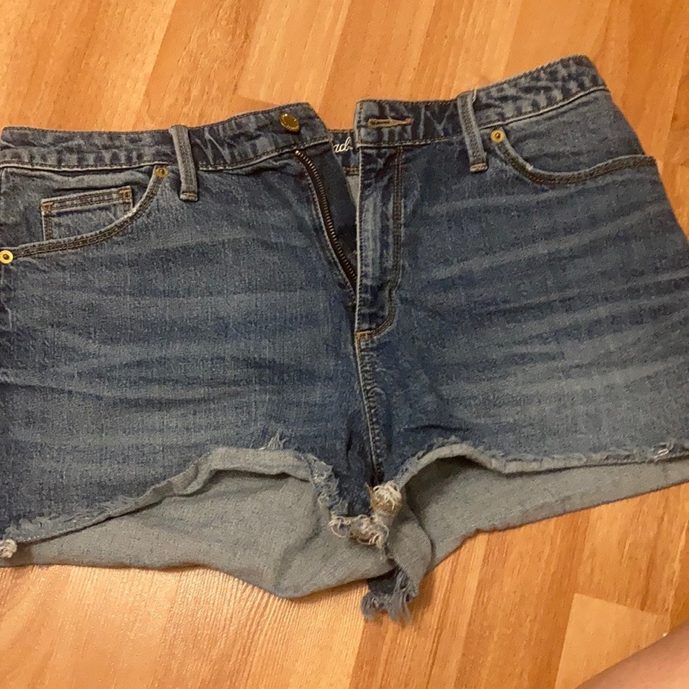 High rise shorty universal thread Jean shorts